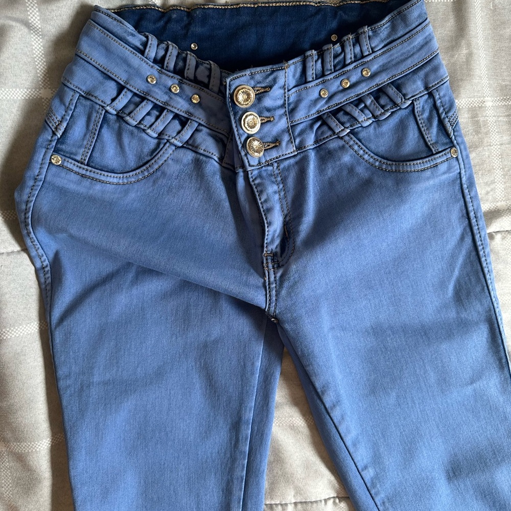 Stylish Blue Women's Jeans
